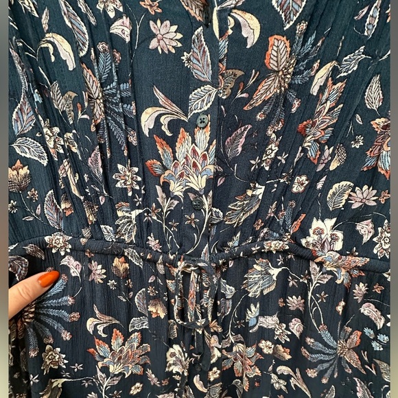 Hilary Radley Rayon Button Up Blouse With Drawstring Waist Tunic - Picture 4 of 6